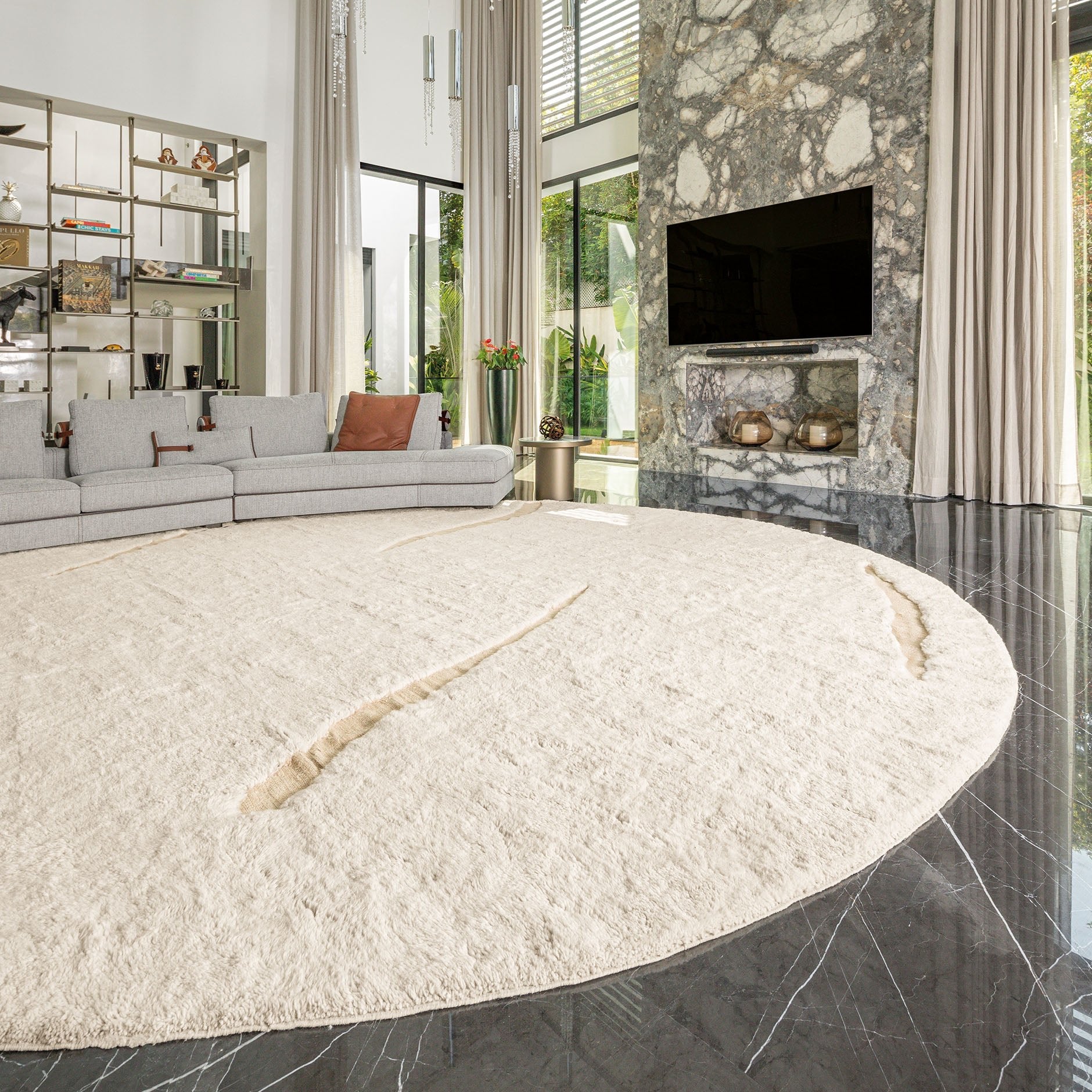 Dura Oversized Round Organic Wool Rug - Artisan Carpet